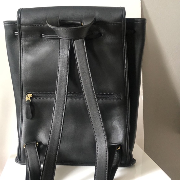 Coach Vintage Unisex Leather Classic Drawstring Backpack 9943 - Picture 4 of 10